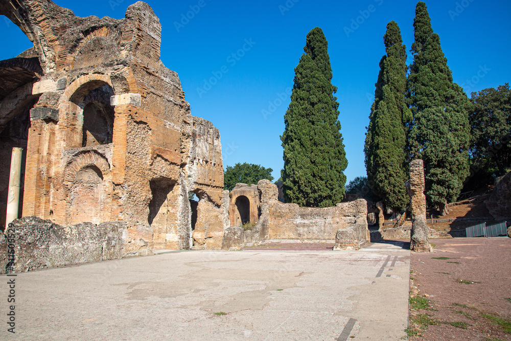 Ancient Roman ruins in Villa Adriana