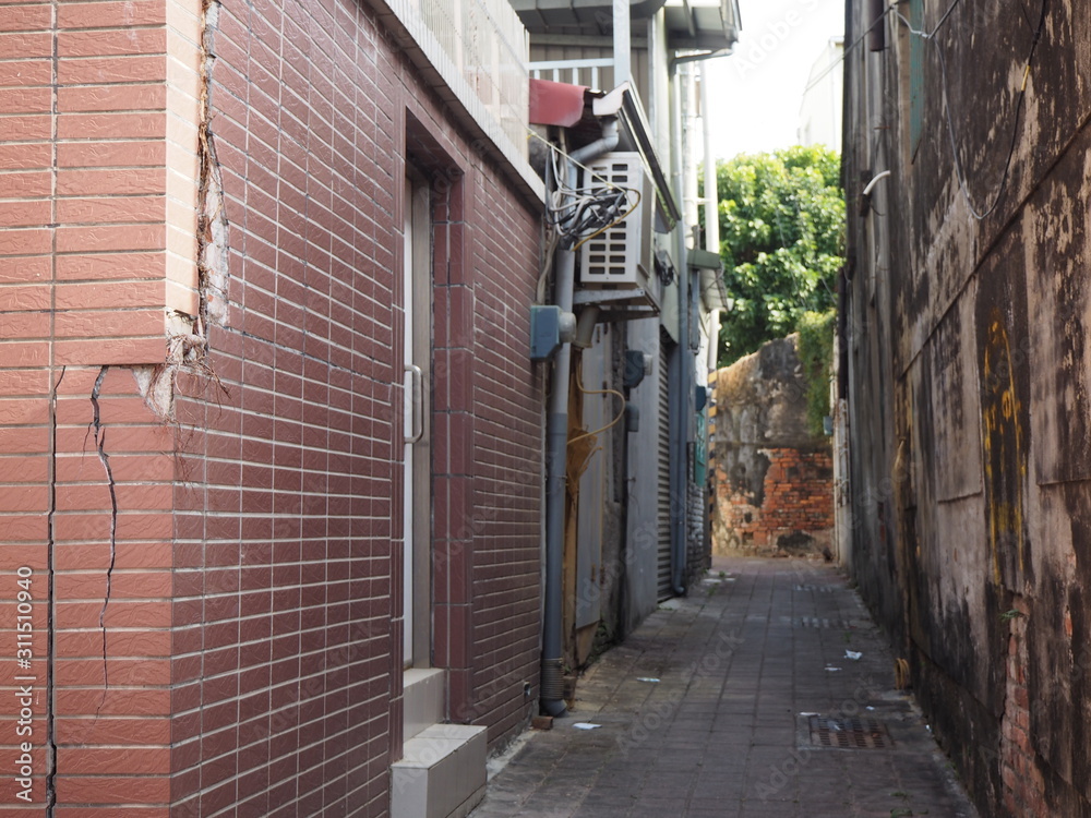 Fototapeta premium 台南の裏通り