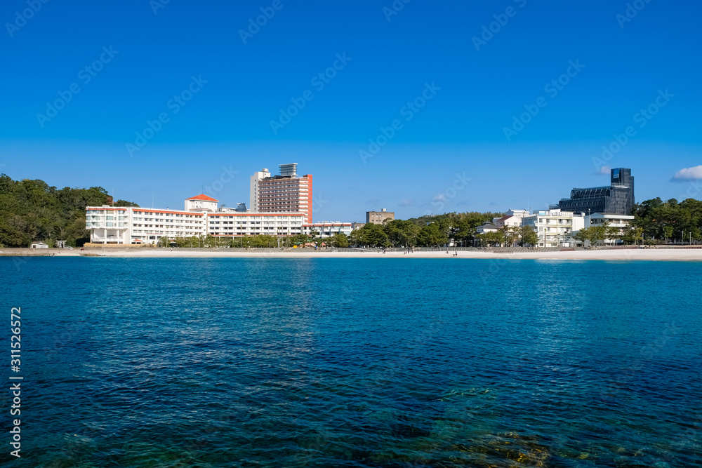 Fototapeta premium 南紀白浜 白良浜
