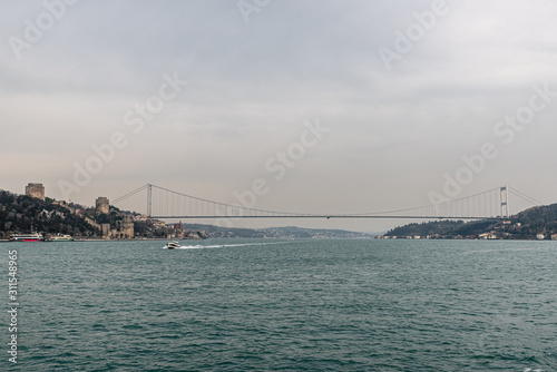 ponte tra europa e asia photo