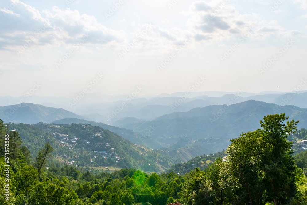 Fototapeta premium Islamabad Murree Landscape 148