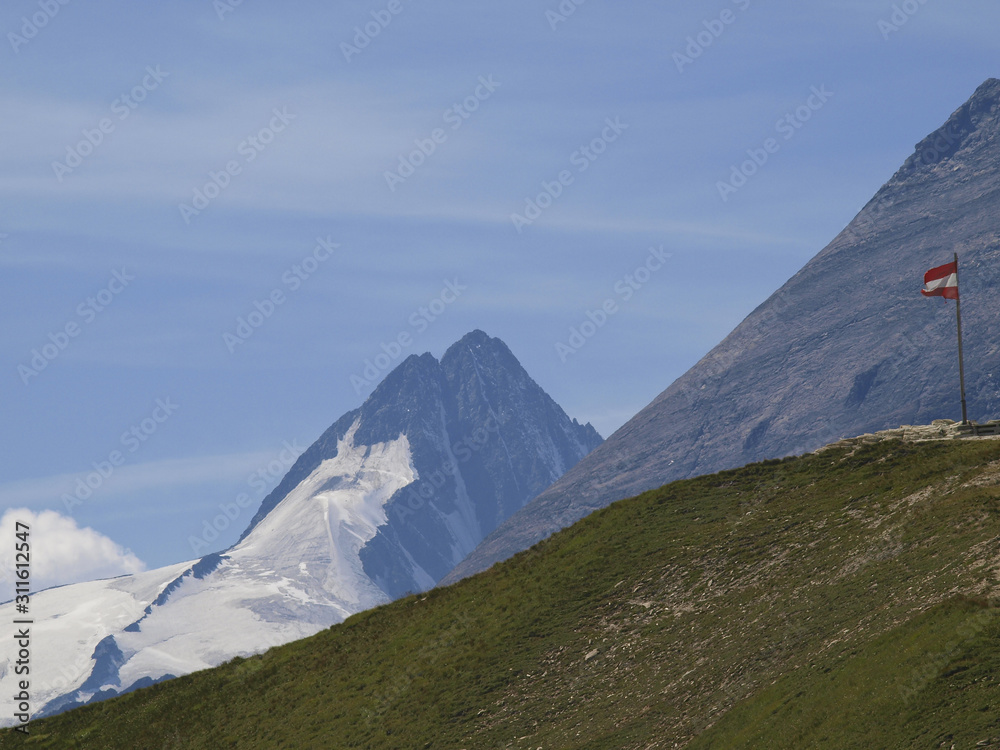 Fototapeta premium Grossglockner Hochalpenstrasse, Fuschertörl, Österreich