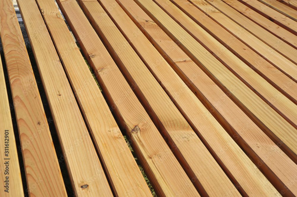 Lärchen Terrassenbretter, Lasur, Lack, Streichen Lärchen Terrassenbretter, Lasur, Lack, Streichen