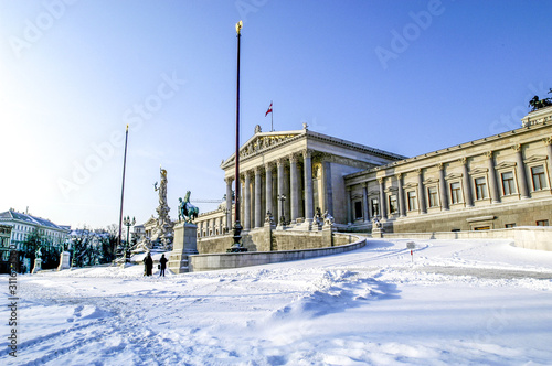 Parlament, Wien im Winter, Schnee, Jänner 2003, Österreich, Wi