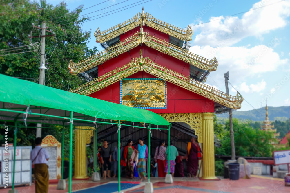 Fototapeta premium Myanmar pagoda image