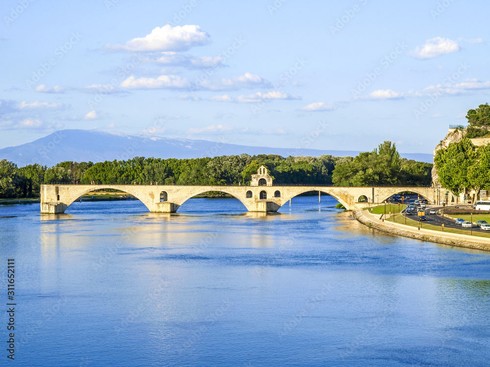 Pont St. Benezet, Papstpalast, Stadtansicht Avignon, Provence, F