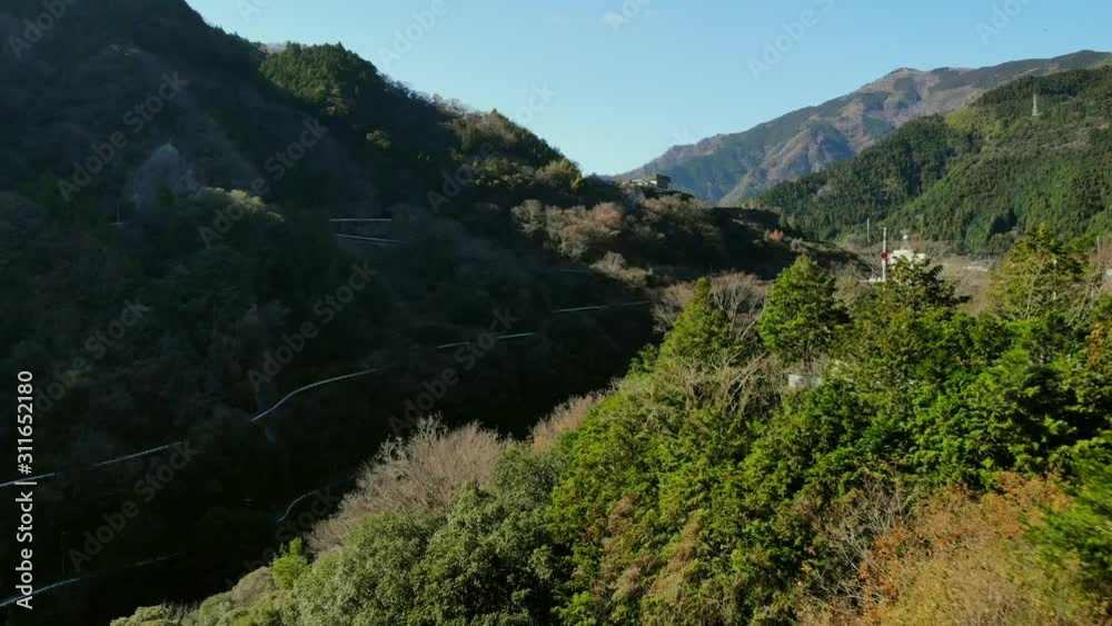 四国の山間部にある谷間からダムを空撮 四国の山間部にある谷間からダムを空撮