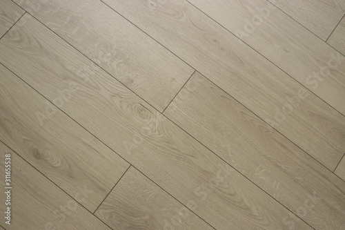 Parquet gris beige en diagonale