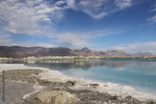Dachaidan Emerald Salt Lake in Qinghai Province, China © Faye