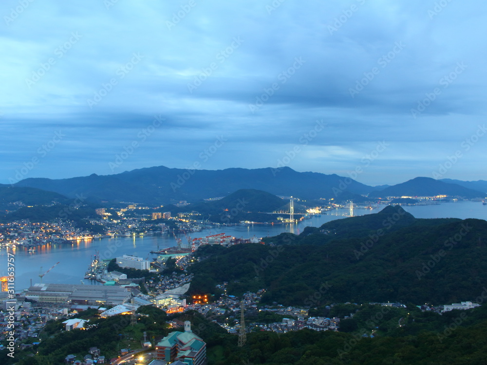 稲佐山から臨む長崎湾　マジックアワー Nagasaki Bay from Inasayama mountain twilight time