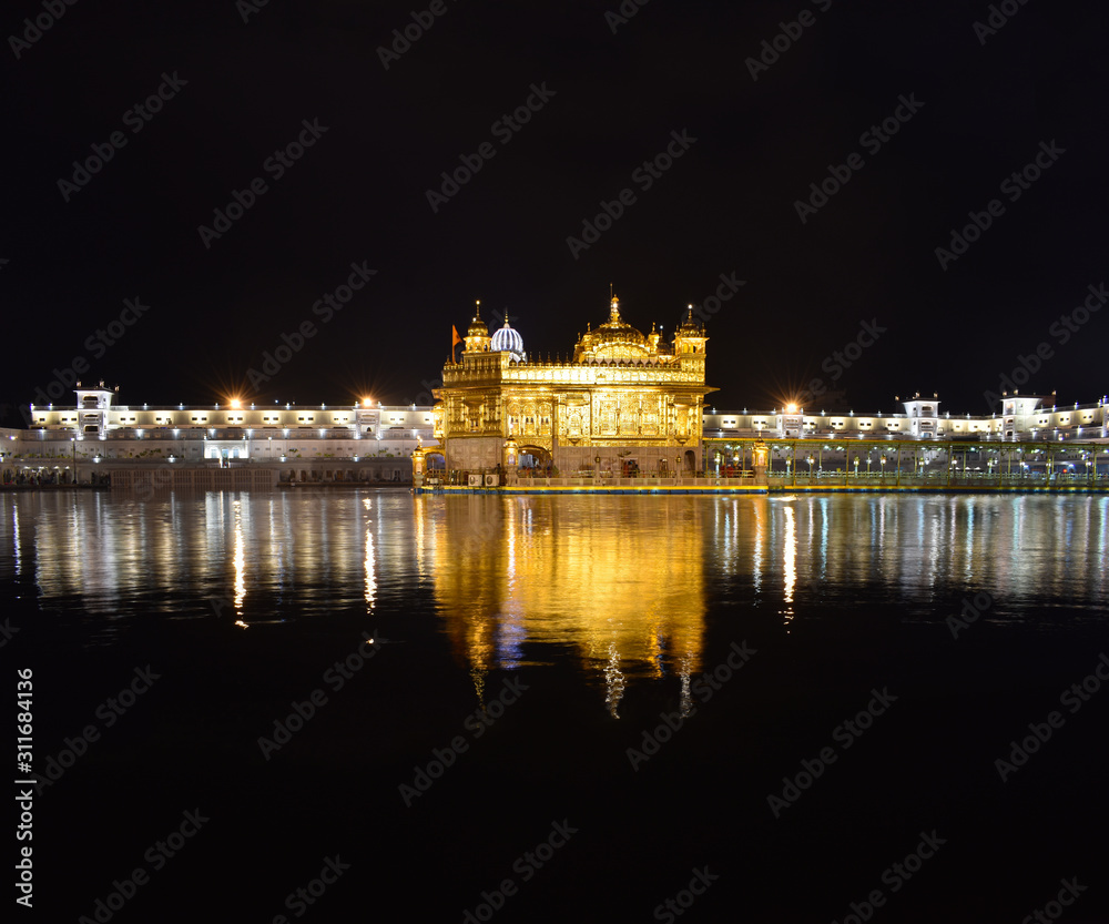 Fototapeta premium The Golden Reflection
