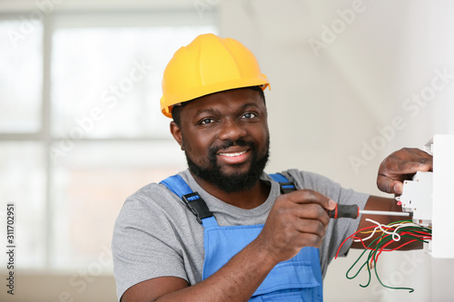 African-American electricia...