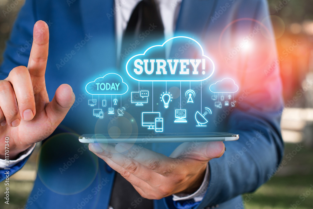 Obraz premium Writing note showing Survey. Business concept for research method used for collecting data from a predefined group