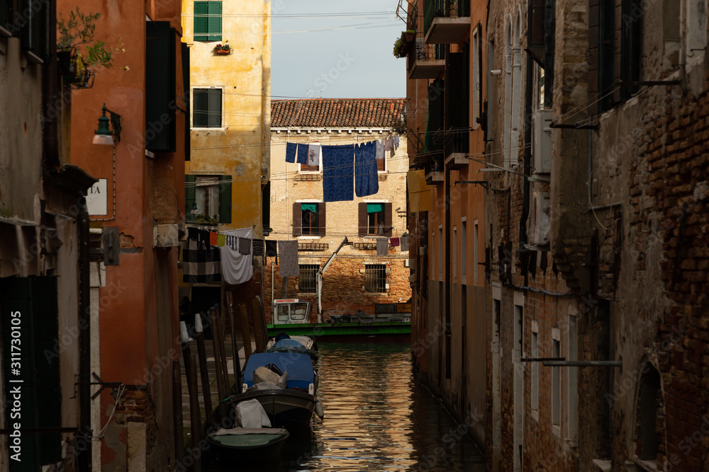 laundry in Venice