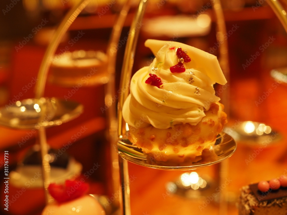 Fototapeta premium ホワイトチョコケーキ