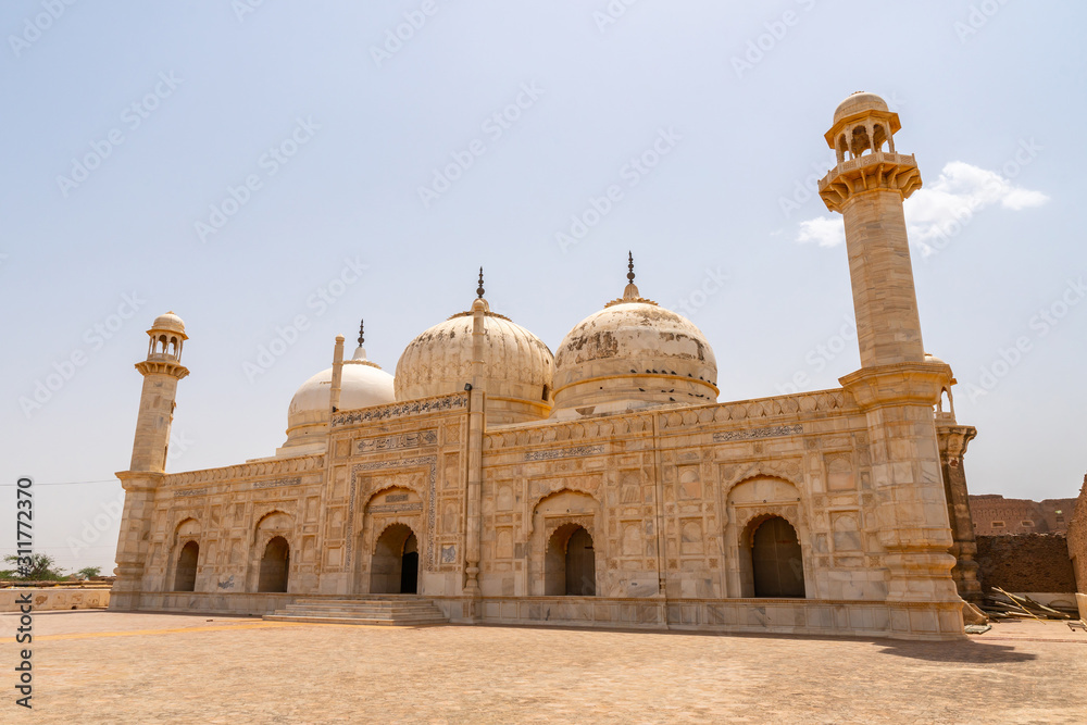 Derawar Abbasi Mosque 30