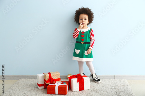 Little girl in costume of e...