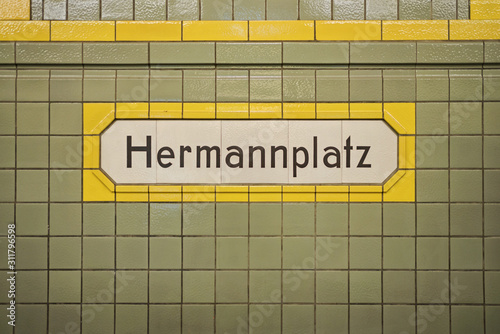 Canvas Print Hermannplatz, subway station in Berlin, Germany