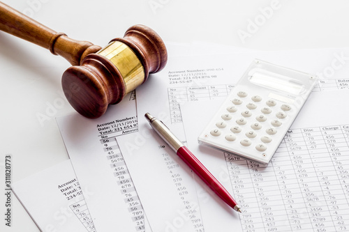 Tableau sur toile Taxes debt concept