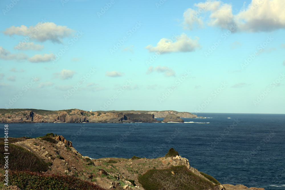 Escena de playa norte de Menorca