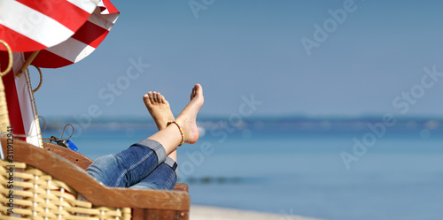 Fototapeta Naklejka Na Ścianę i Meble -  den Frühling am Meer genießen