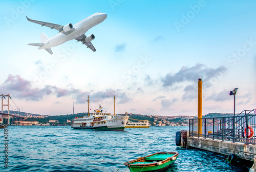 Canvas Print Ortakoy mosque and Bosphorus bridge, Istanbul, Turkey