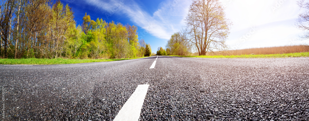 Φωτογραφία Road panorama background on sunny spring day