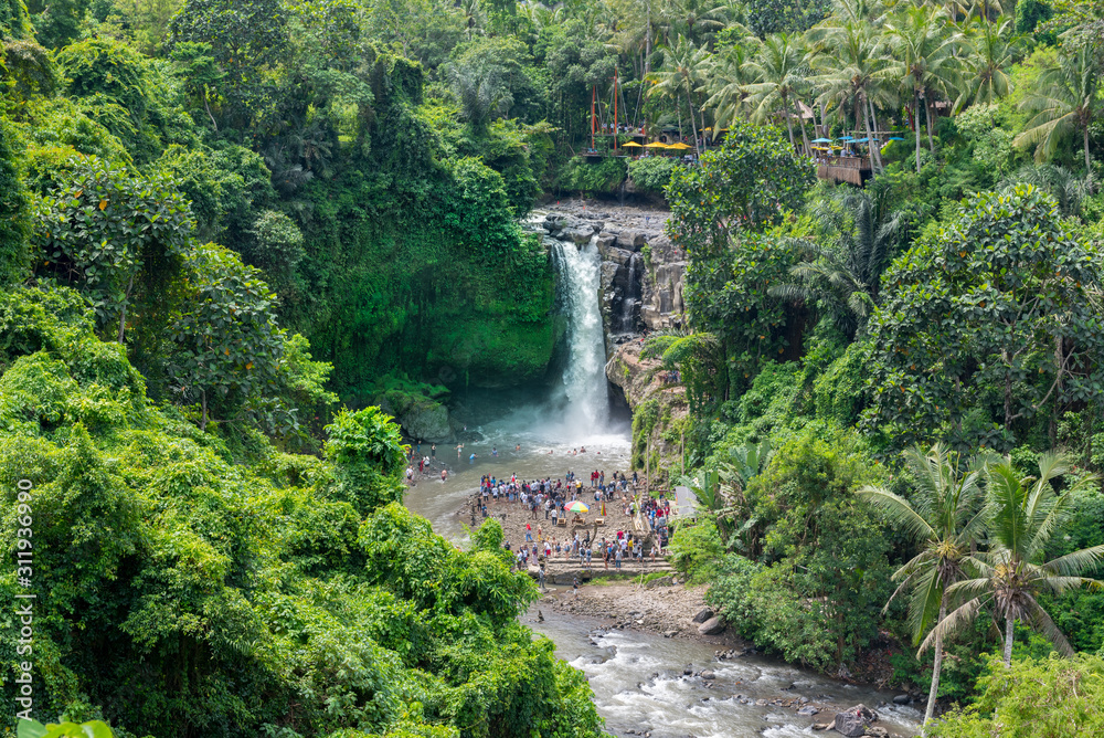 Tegenungan Wasserfall - Bali Tegenungan Wasserfall - Bali