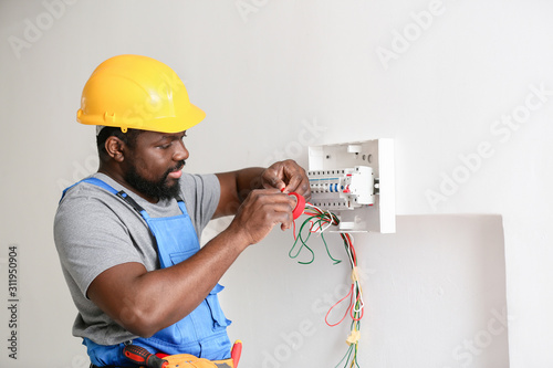 African-American electricia...