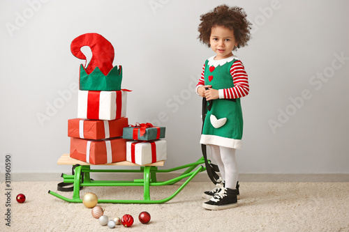 Little girl in costume of e...