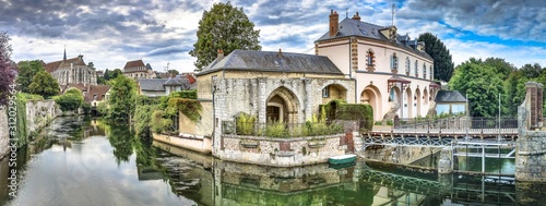 Chartres - bords de l'Eure photo