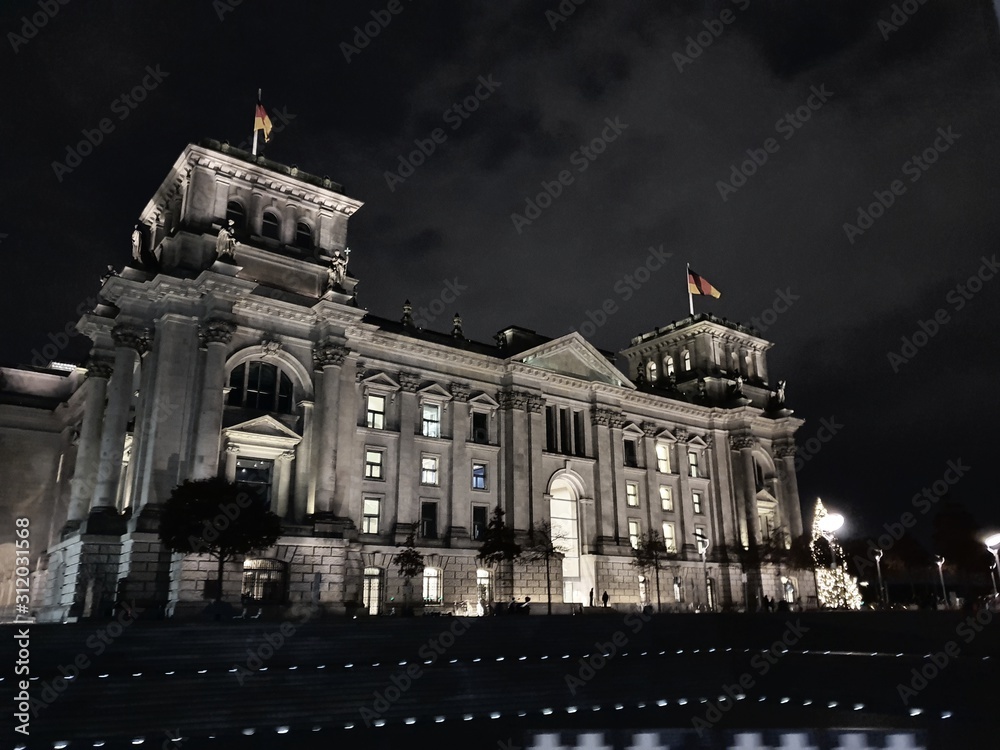 Naklejka premium Berlin Gebäude