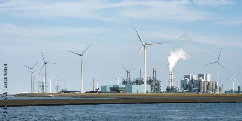 Energiewirtschaft - Großkraftwerk - Gaskraftwerk - Wasserstoffproduktion
