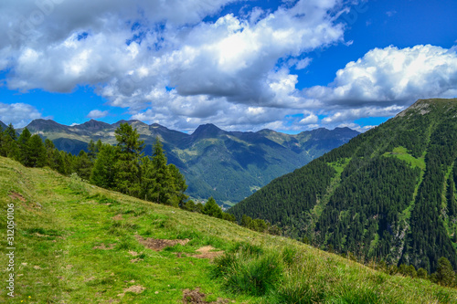 Fototapeta Naklejka Na Ścianę i Meble -  Mountain Landscapes of Northern Italy, Trento 