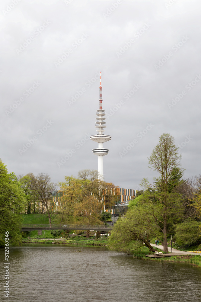 Obraz premium April in Hamburg, park and TV tower, Germany