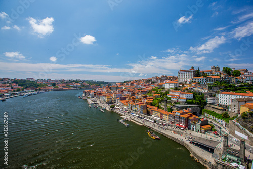 porto portugal © enzogialo