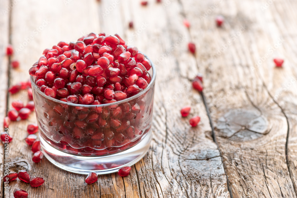 Pomegranate red grains Pomegranate red grains
