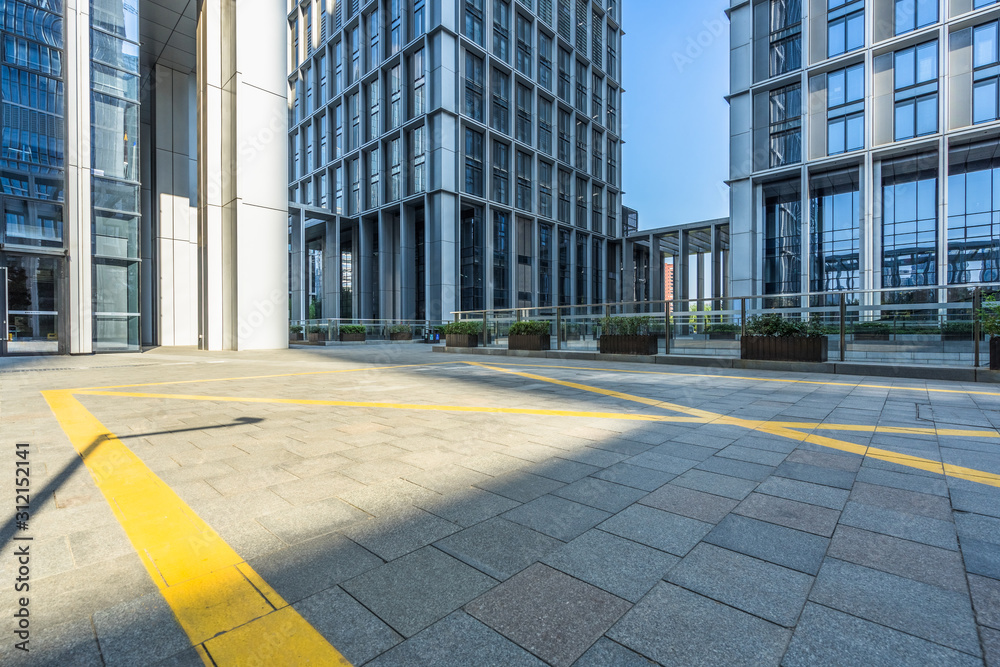 Fototapeta premium modern office building outdoors in the downtown