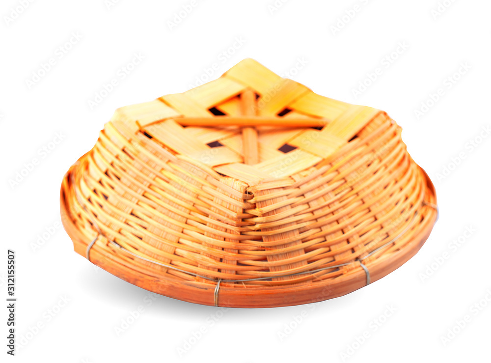 Obraz premium empty straw basket isolated on white background