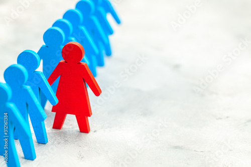 Fotografía Discrimination in choosing an employee. Many men and one woman