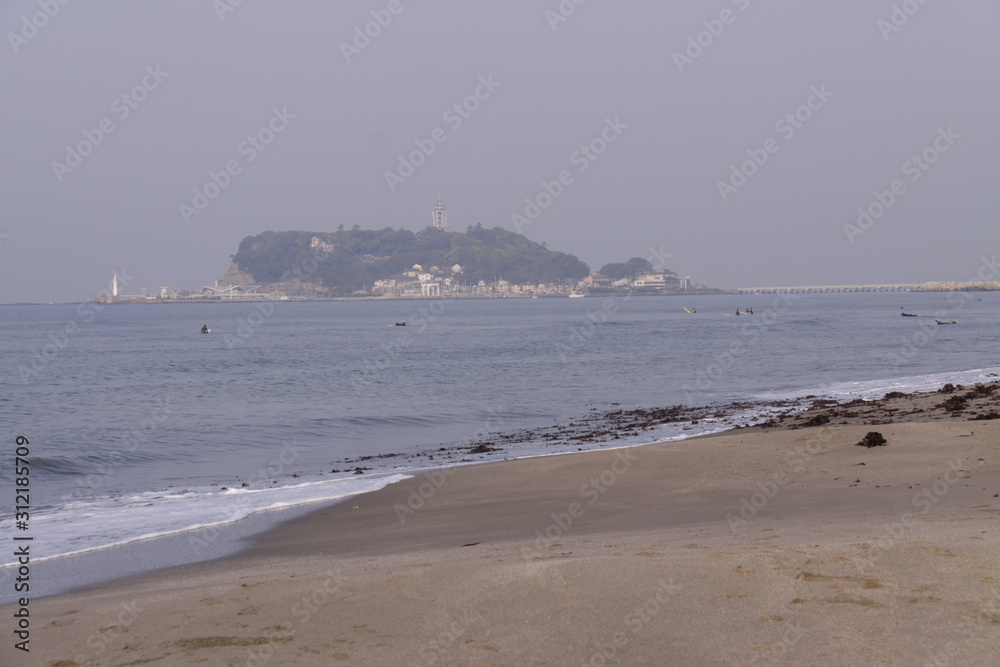 七里ヶ浜 江の島 七里ヶ浜 江の島