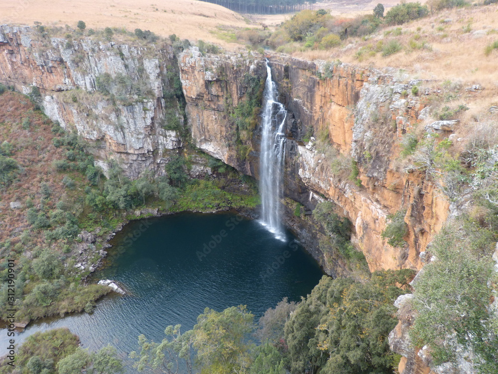 Naklejka premium Cascade