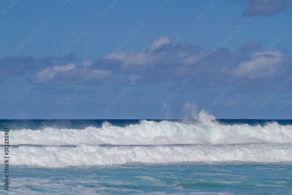 Wellen an der Playa de Cofete