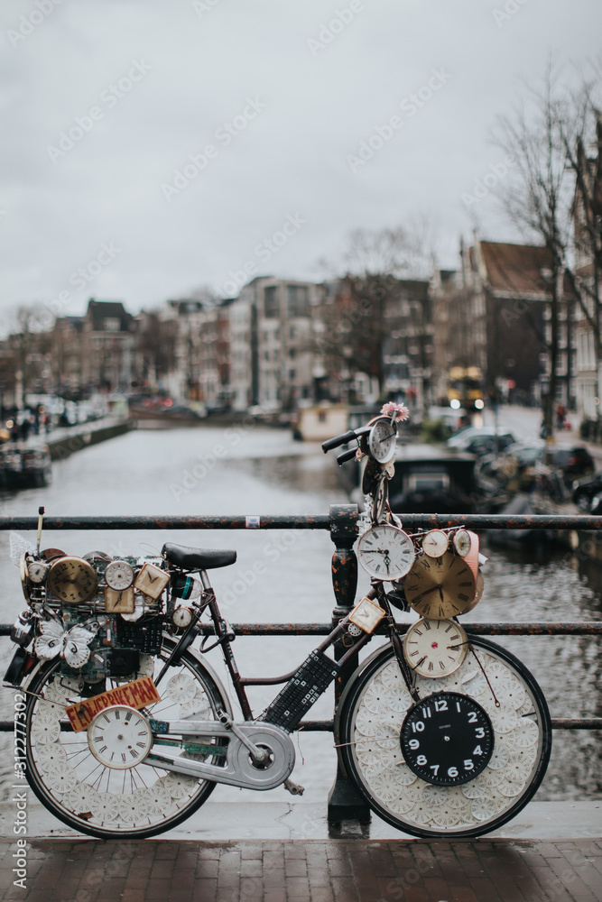 Horloge amsterdam sale