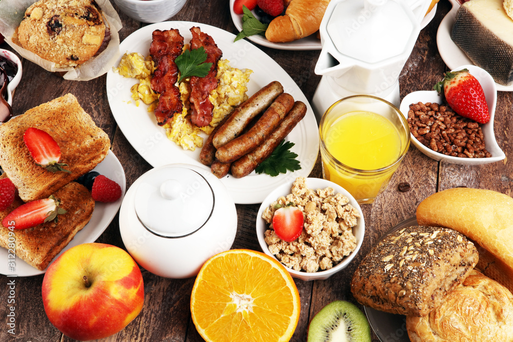 Breakfast served with coffee, orange juice, croissants, cereals and fruits. Balanced diet. Continental breakfast with granola and fruits Breakfast served with coffee, orange juice, croissants, cereals and fruits. Balanced diet. Continental breakfast with granola and fruits