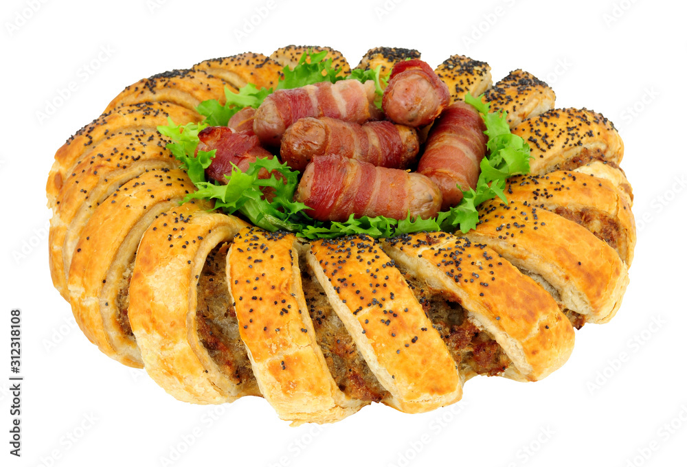 Puff pastry garland ring filled with seasoned pork sausage meat with pigs in blankets in the center isolated on a white background Puff pastry garland ring filled with seasoned pork sausage meat with pigs in blankets in the center isolated on a white background