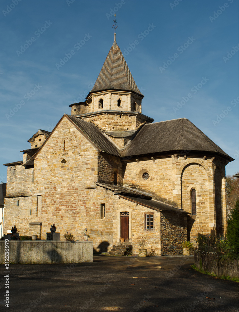 Eglise du village de l'Hôpital Saint Blaise dans le Béarn