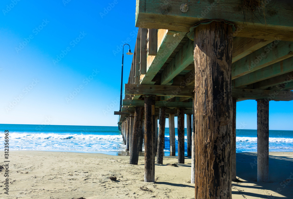 Der Pier Cayucos, San Louis Obsipo Country, Kalifornien Der Pier Cayucos, San Louis Obsipo Country, Kalifornien