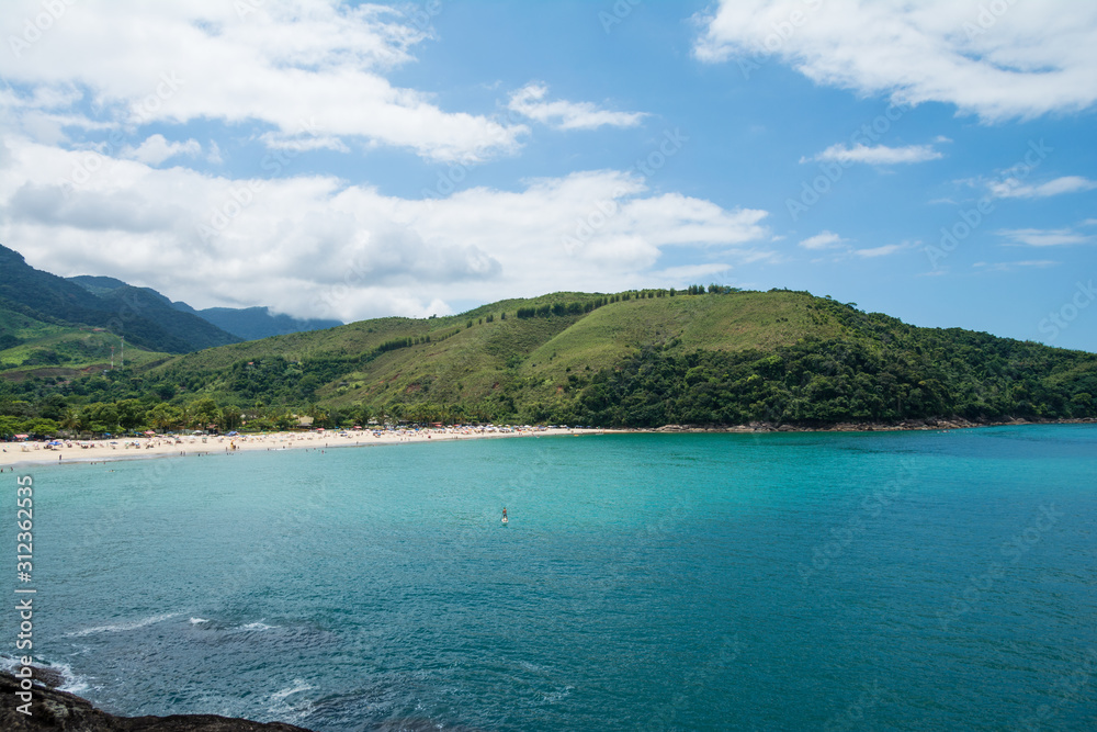 Vista da Praia de Maresias, famoso destino em São Paulo, Brasil Vista da Praia de Maresias, famoso destino em São Paulo, Brasil