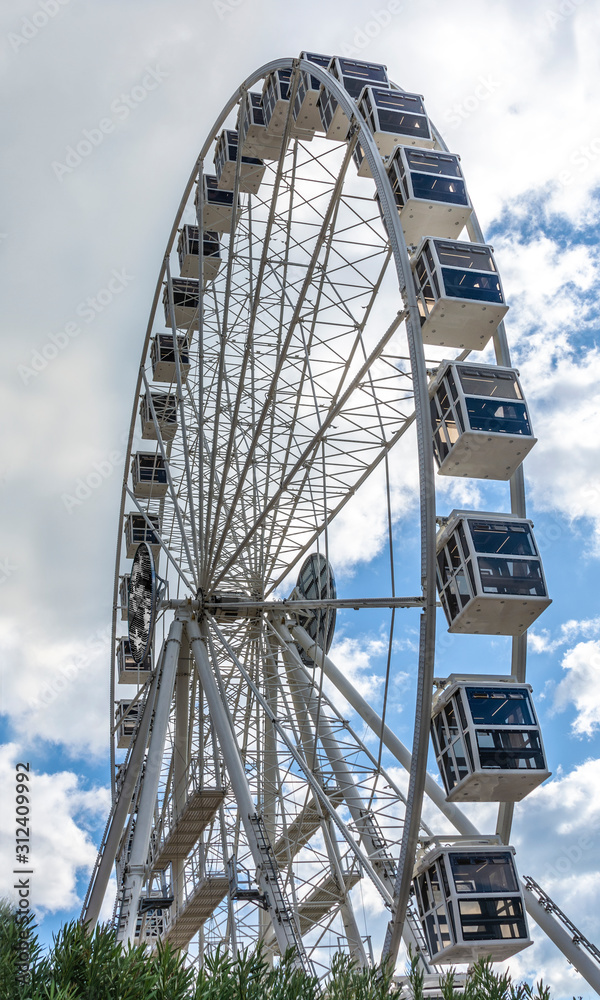 Ferris wheel attraction side view